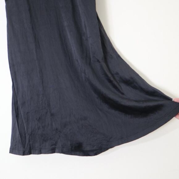 La Perla Size 2 US S Silk Blend Charmeuse Short Slip Nightie Ruched V Neck Lace - Picture 6 of 10